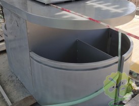 理工大學(xué)噴粉圍柱兩分類不銹鋼垃圾桶案例